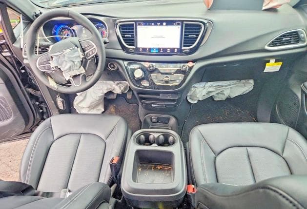 2026 CHRYSLER PACIFICA SELECT 8