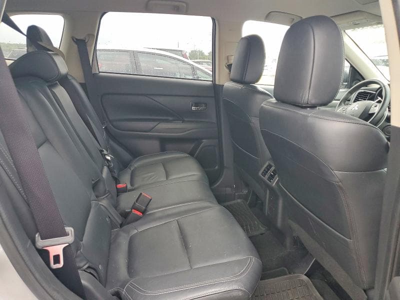 2019 MITSUBISHI OUTLANDER SE 11