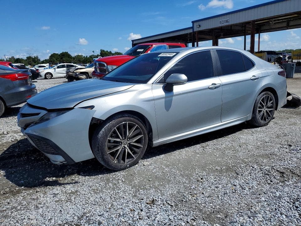 2024 TOYOTA CAMRY SE - 1