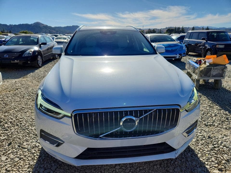 2018 VOLVO XC60 T6 5