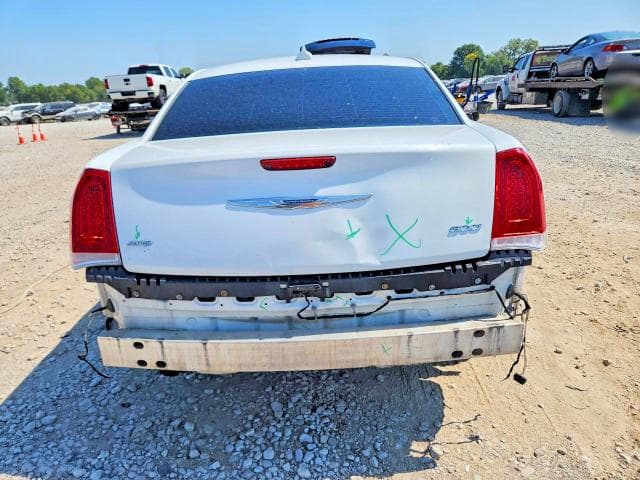 2017 CHRYSLER 300 LIMITED 6