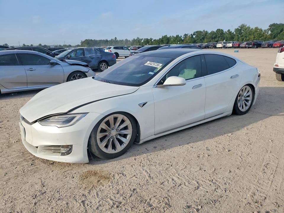 2020 TESLA MODEL S - 1