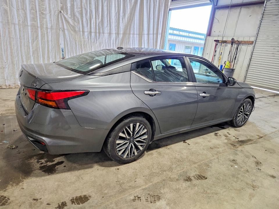 2024 NISSAN ALTIMA SV 3