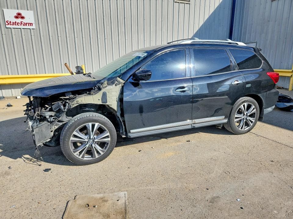 2017 NISSAN PATHFINDER PLATINUM - 1