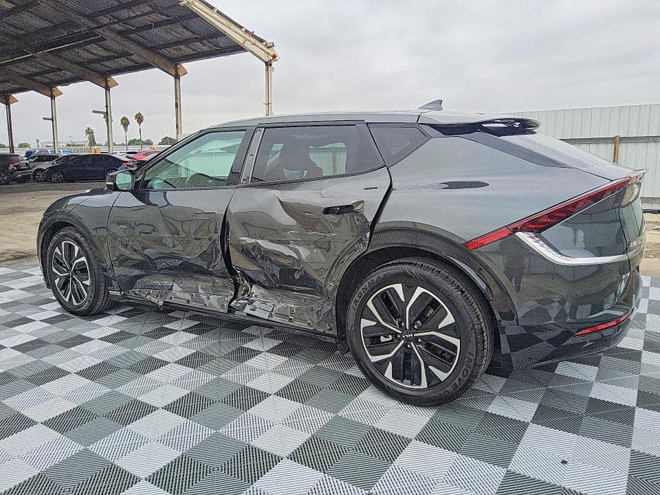 2023 KIA EV6 WIND 2