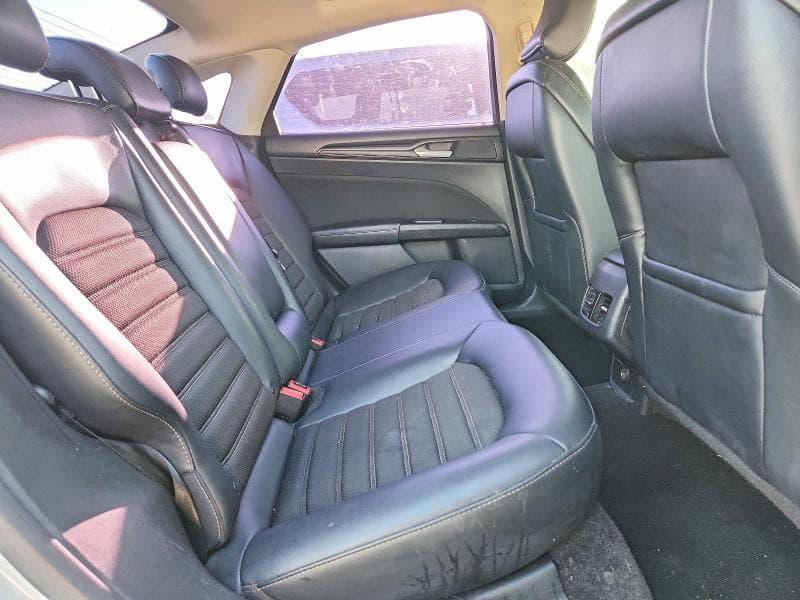 2018 FORD FUSION SE 10