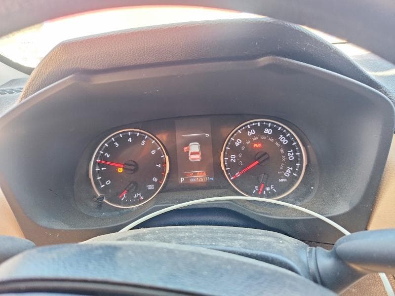 2019 TOYOTA RAV4 LE 9