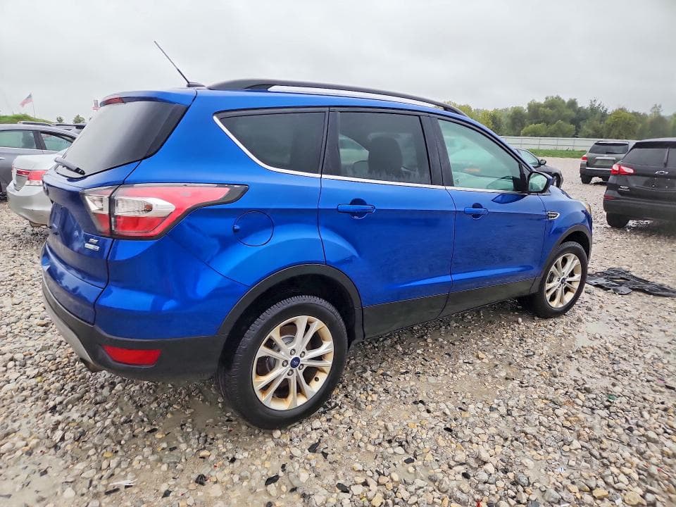 2017 FORD ESCAPE SE 3