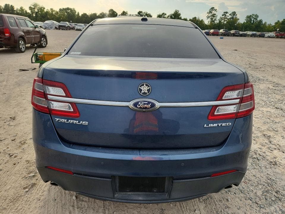 2019 FORD TAURUS LIMITED 6