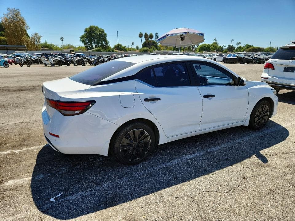 2024 NISSAN SENTRA S 3