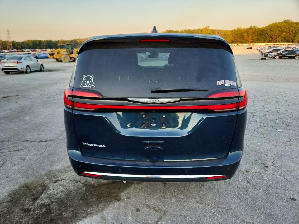2024 CHRYSLER PACIFICA TOURING L 6