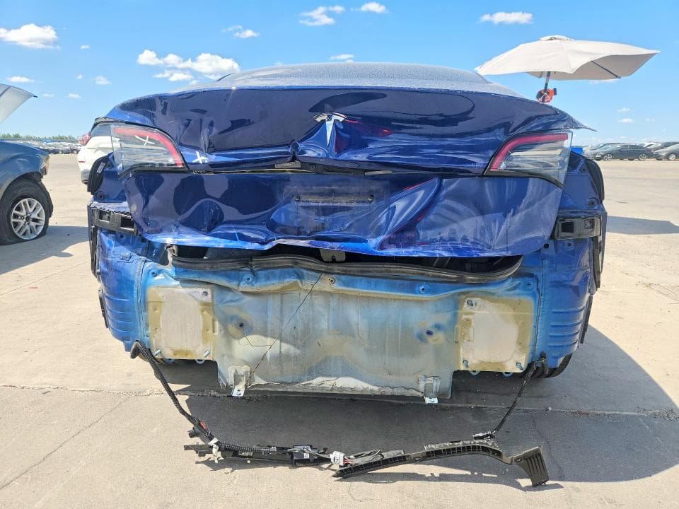 2023 TESLA MODEL 3 6