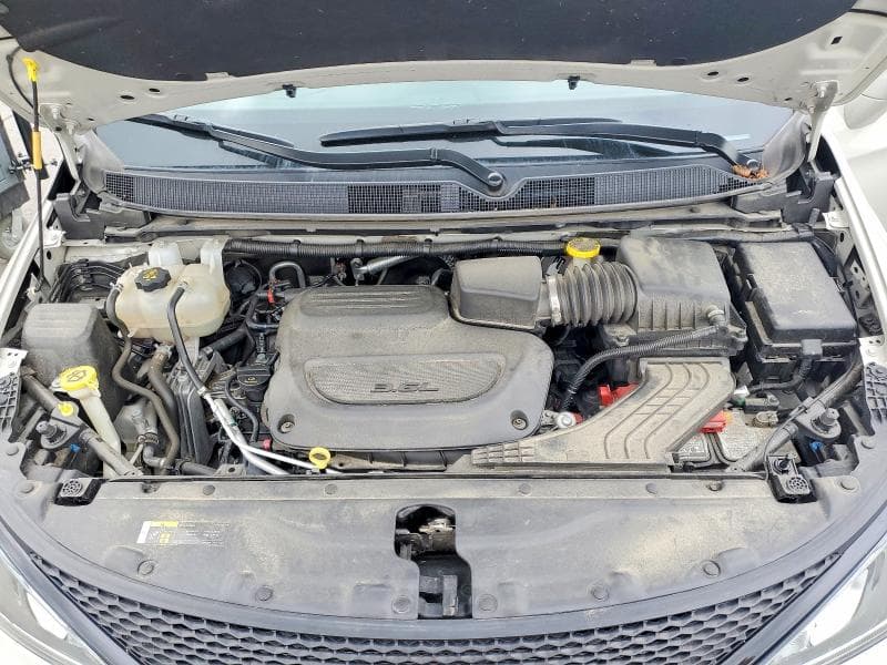 2020 CHRYSLER PACIFICA TOURING L 12