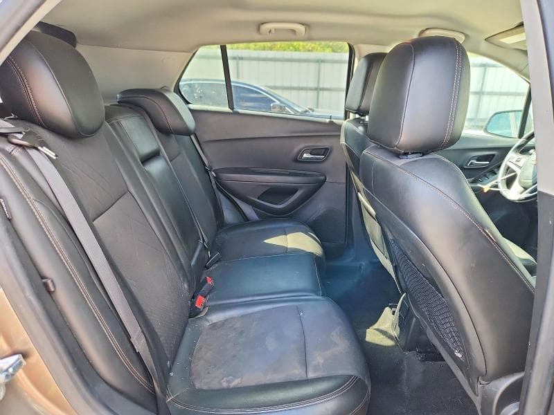 2021 CHEVROLET TRAX 1LT 11