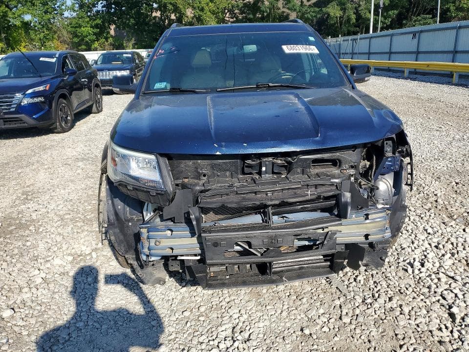 2017 FORD EXPLORER XLT 5