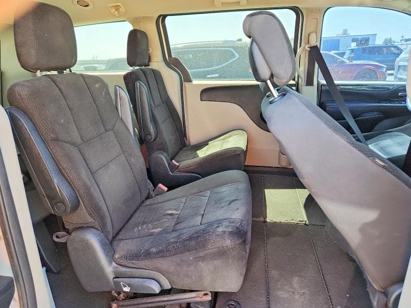 2019 DODGE GRAND CARAVAN SE 11