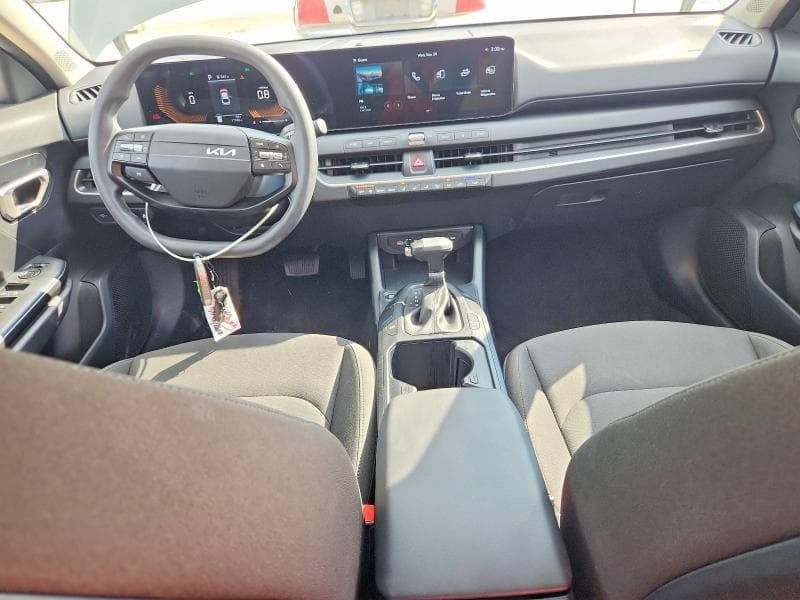 2026 KIA K4 LXS 8