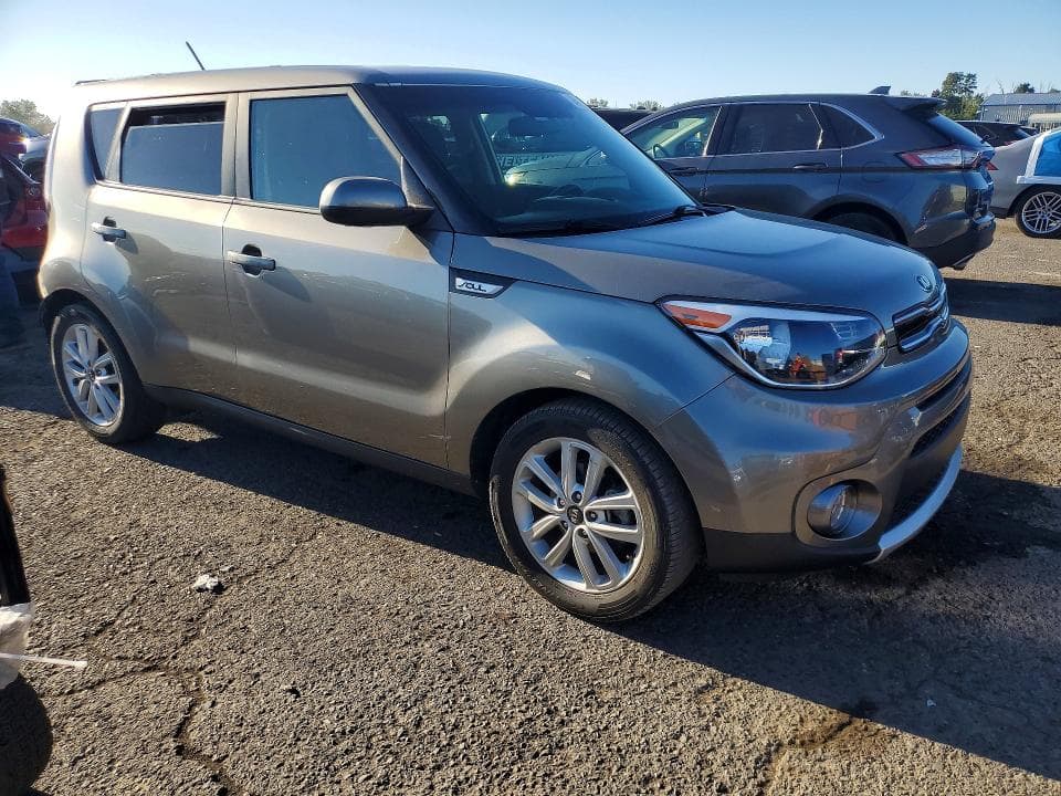 2018 KIA SOUL + 4