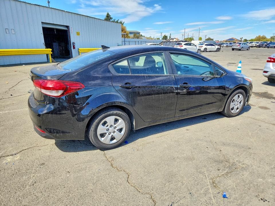 2017 KIA FORTE LX 3