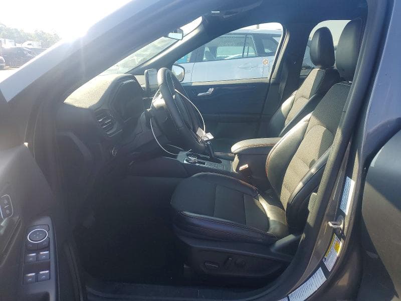 2025 FORD ESCAPE ST LINE 7