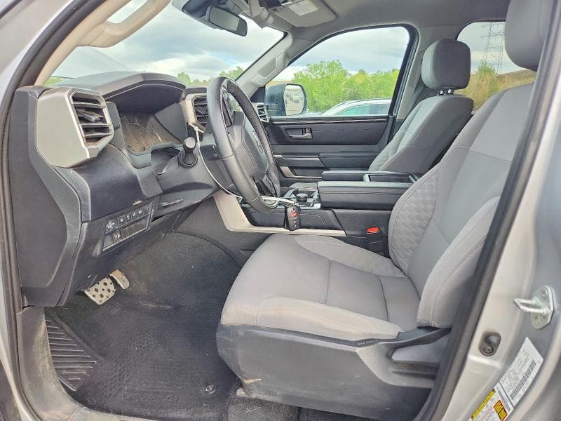 2024 TOYOTA TUNDRA SR5 7