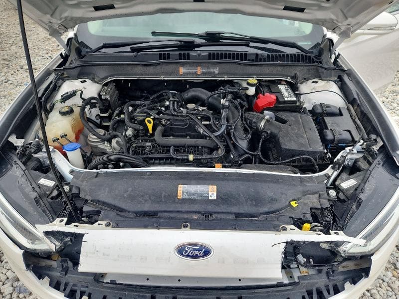 2018 FORD FUSION SE 11