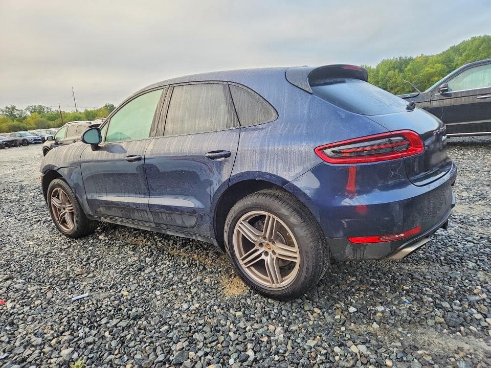 2018 PORSCHE MACAN 2