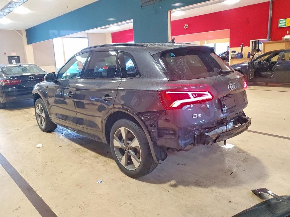2020 AUDI Q5 PREMIUM 2