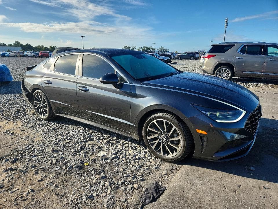 2022 HYUNDAI SONATA LIMITED 4