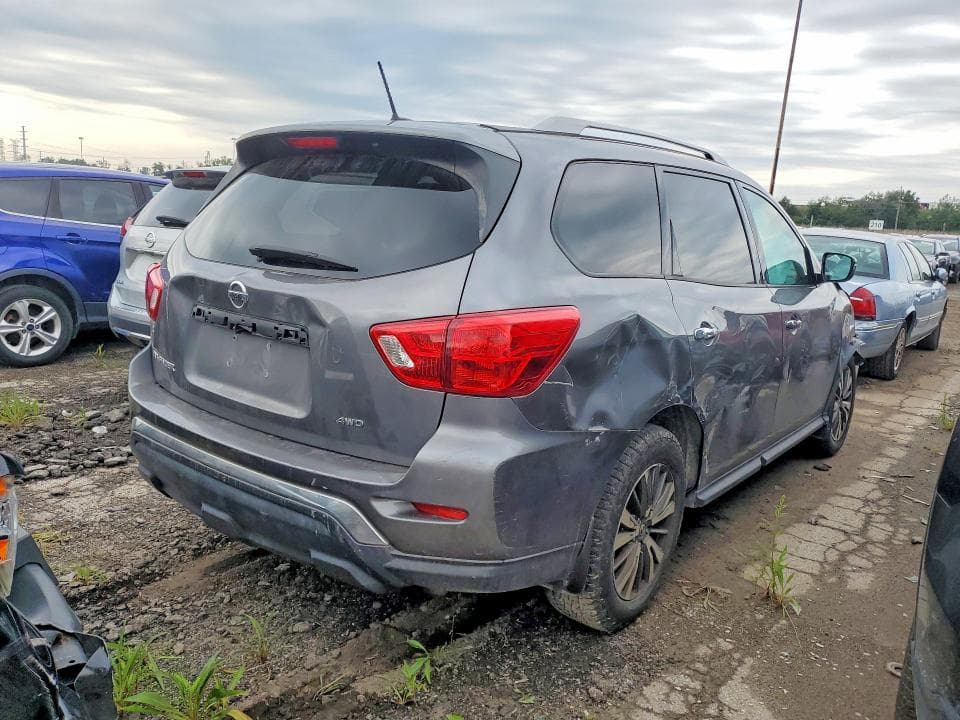 2017 NISSAN PATHFINDER S 3