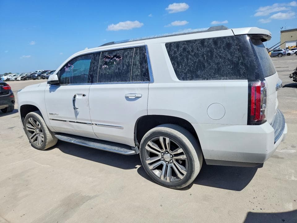 2017 GMC YUKON DENALI 2