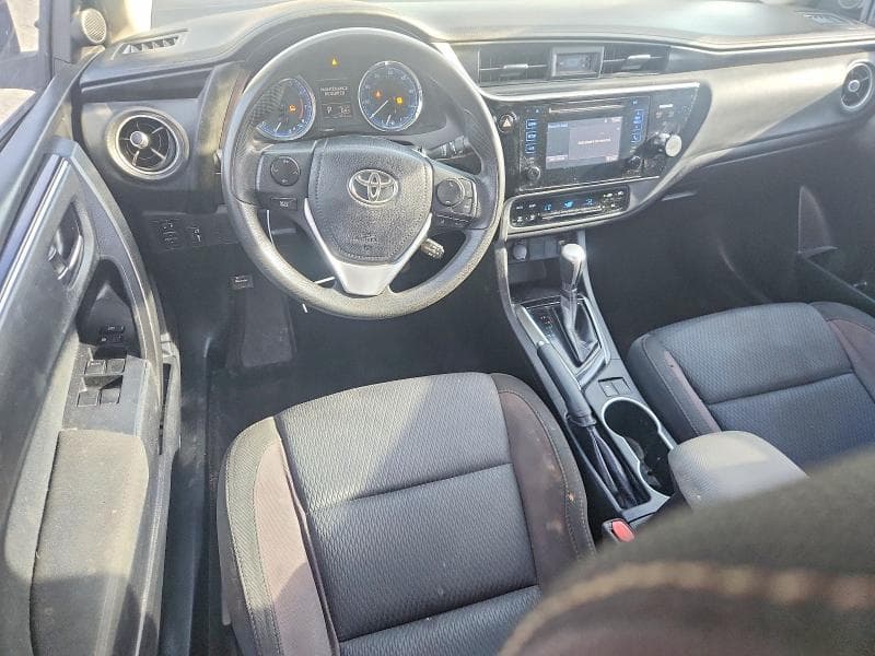 2017 TOYOTA COROLLA LE 8