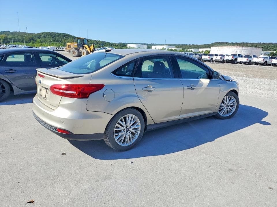 2017 FORD FOCUS TITANIUM 3