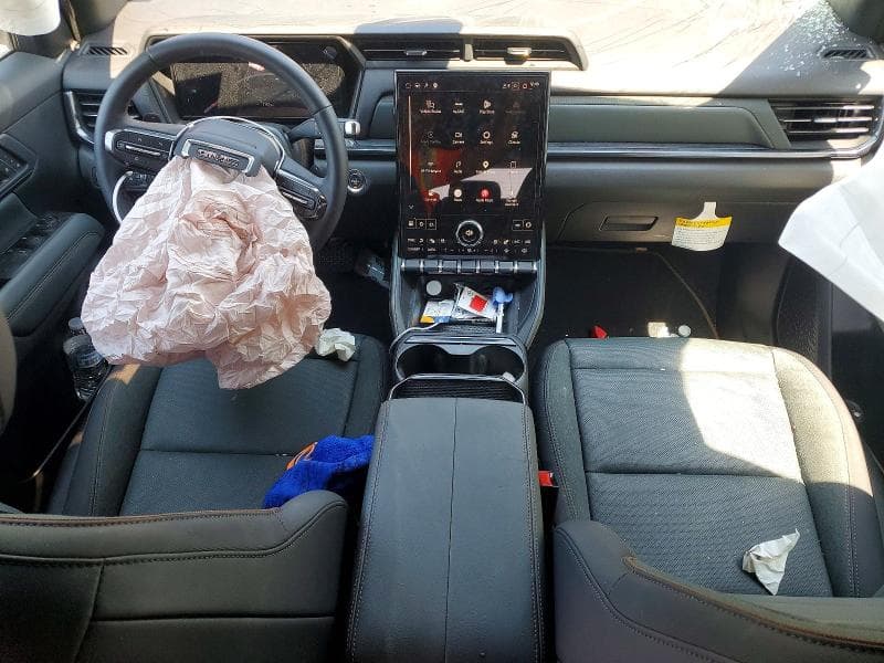 2026 GMC TERRAIN AT4 8