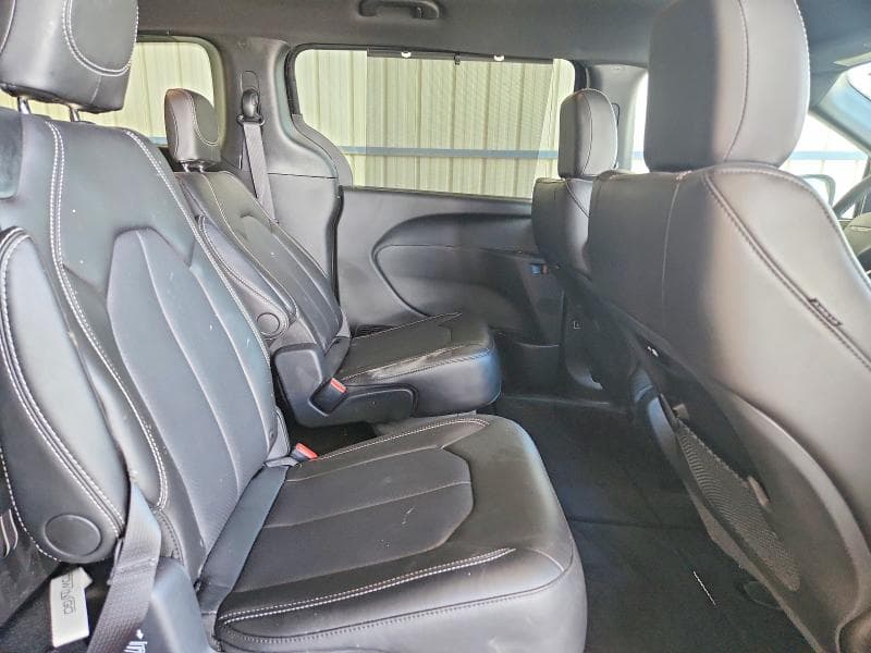 2027 CHRYSLER PACIFICA SELECT 11