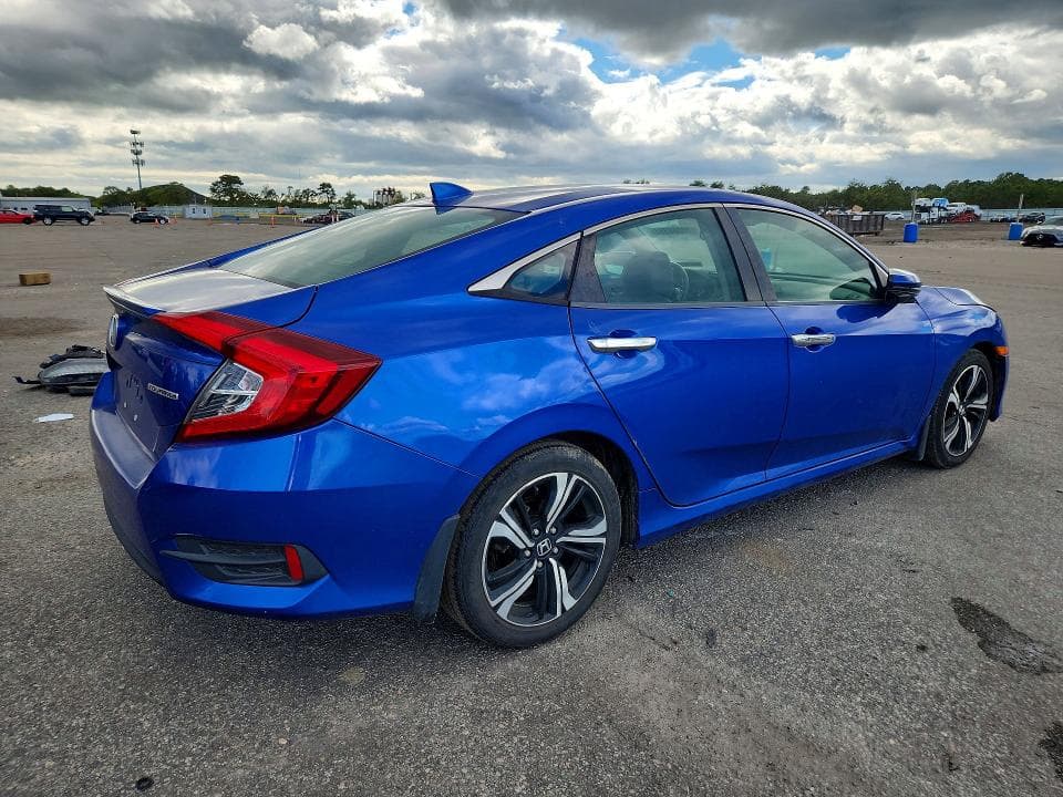 2017 HONDA CIVIC TOURING 3