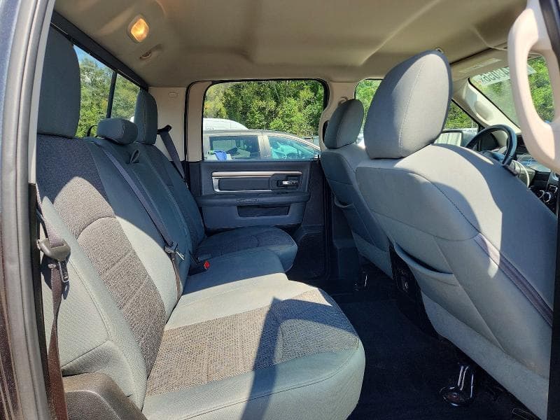2018 RAM 1500 SLT 10