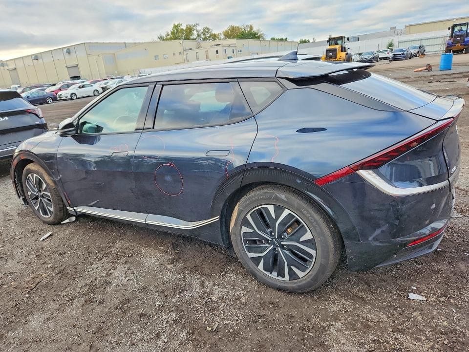 2023 KIA EV6 WIND 2