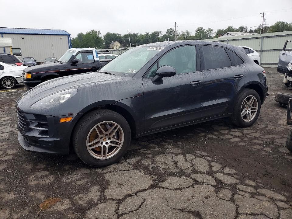 2021 PORSCHE MACAN - 1