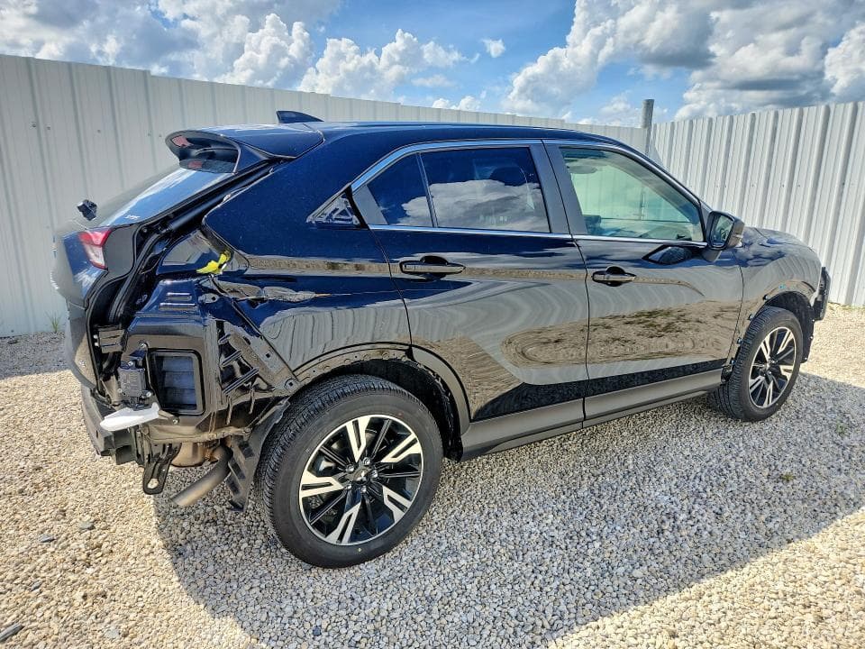 2026 MITSUBISHI ECLIPSE CROSS SE 3