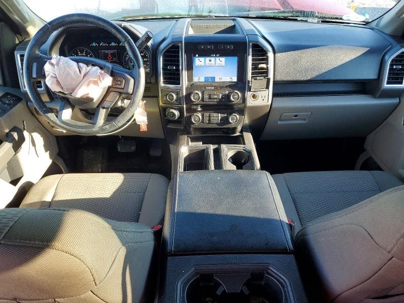 2017 FORD F150 SUPERCREW 8