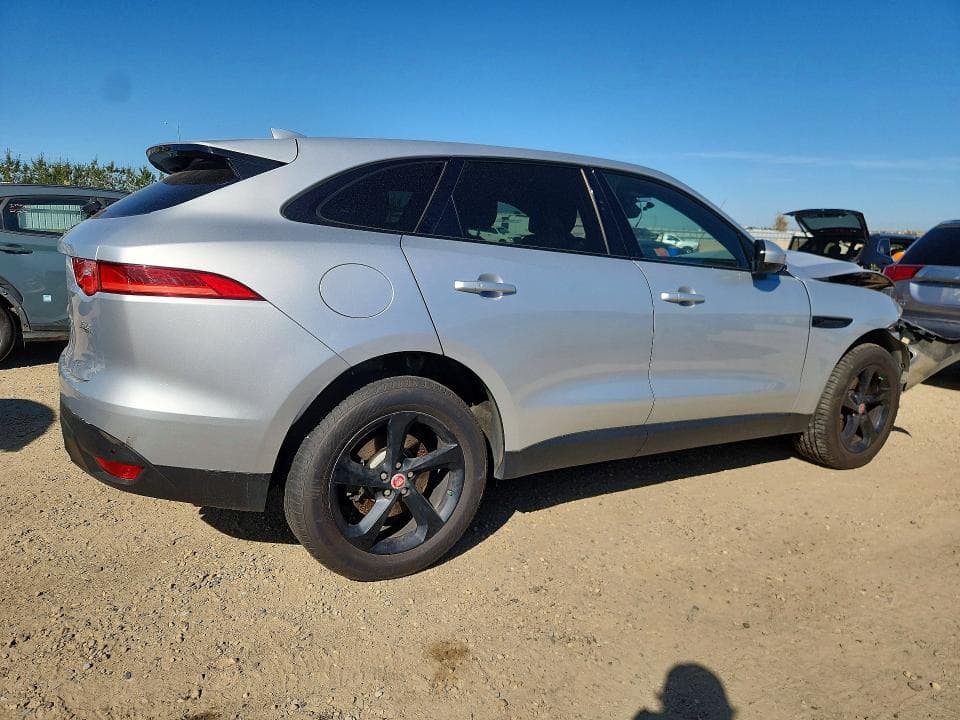 2017 JAGUAR F-PACE PRESTIGE 3