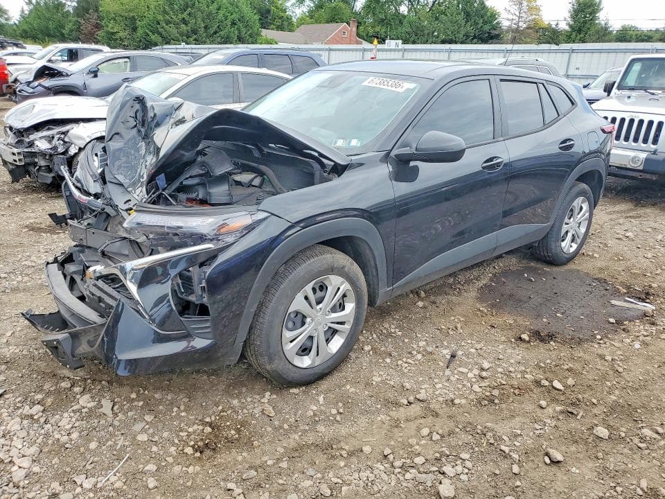 2025 CHEVROLET TRAX LS - 1
