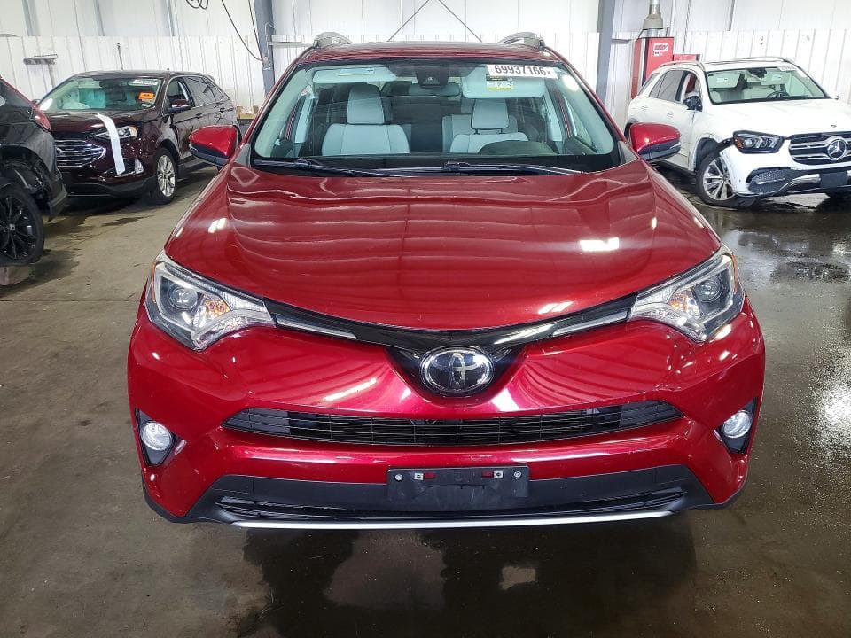 2018 TOYOTA RAV4 XLE 5
