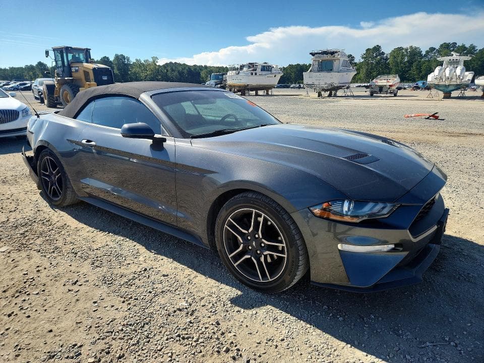 2020 FORD MUSTANG 4