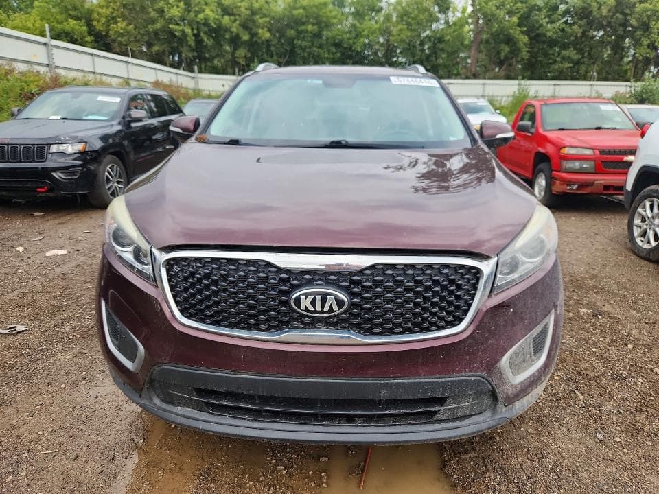 2017 KIA SORENTO LX V6 5