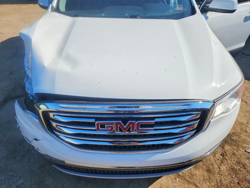 2019 GMC ACADIA SLE 11