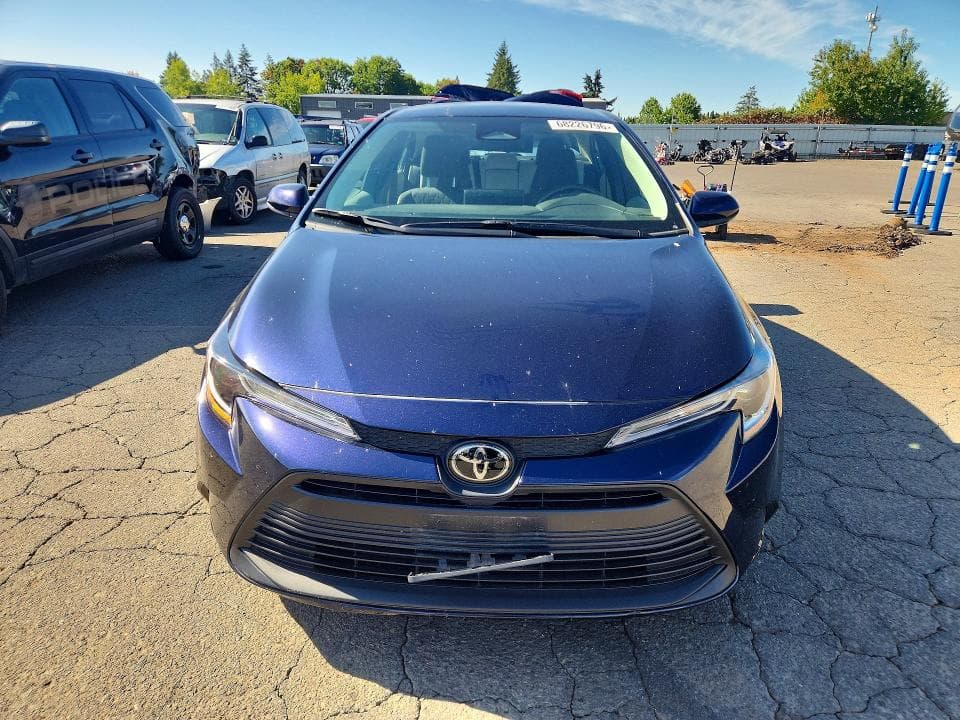 2025 TOYOTA COROLLA LE 5