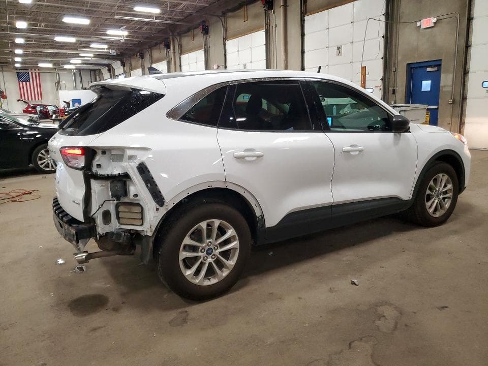 2022 FORD ESCAPE SE 3