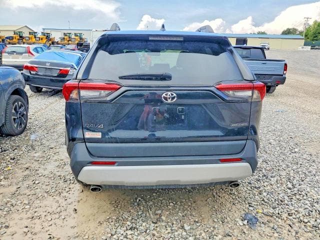 2024 TOYOTA RAV4 ADVENTURE 6
